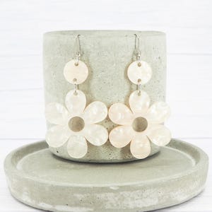 Titanium ear wire - White pearly flower dangle earrings - Retro - Unique - Statement - Acrylic