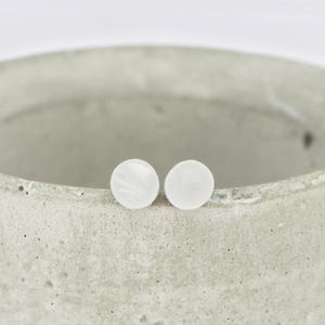 Titanium Pearly White Dot Stud Earrings: Hypoallergenic Minimalist Style