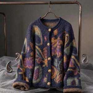 秋 レトロ ニット カーディガン レディース ヴィンテージスタイル セーター メタル刺繍ボタン 韓国風 着心地 秋 カーディガン ソフト ニット ジャケット