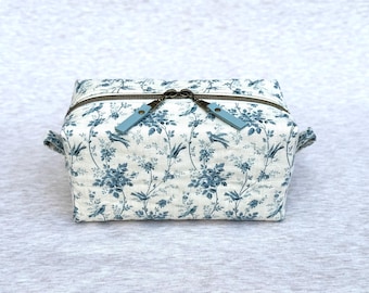 Quilted zipper pouch