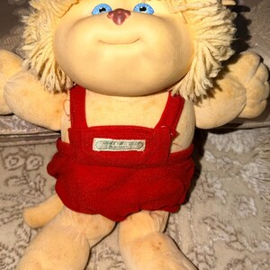 Vintage 1980s Cabbage Patch Kids Koosas Doll | Red Overalls Blonde Hair Blue Eyes
