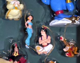 Vintage Disney Christmas Ornament Set – Complete in Box – 90s Collectible  Aladdin