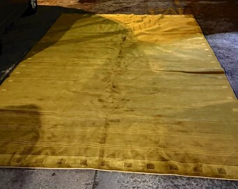 Minimalist Large Area Rug – Neutral Gold Tone – Modern Interior Decor – 10x17 ft