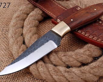 Op maat gemaakt handgemaakt smeedmes jachtmes met houten handvat – vast mes met volledige tang – camping- en bushcraftmes met leren schede