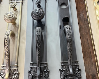 Antique Door Handle Lock Set Ornate Vintage Entry Door Hardware Luxury Solid Brass Classic Front Door Handle Decorative Lock Set