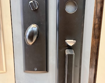 Juego de cerradura y manija de puerta minimalista moderna con placa larga, herrajes para puerta de entrada de latón macizo, manija de puerta principal de lujo de estilo contemporáneo.