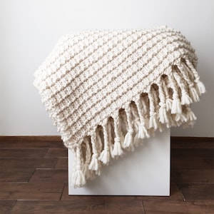 Beginner Friendly Knitting Blanket Pattern Oversized Chunky Throw With Braided Fringe The Cumberland