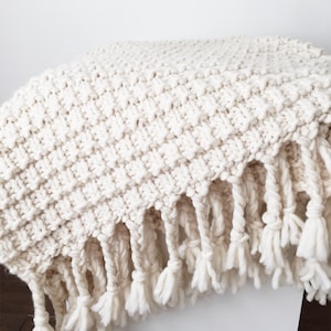 Beginner Friendly Knitting Blanket Pattern Oversized Chunky Throw With Braided Fringe The Cumberland image 2
