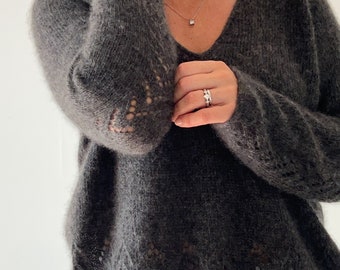 Breipatroon Evermore Sweater Lite gebreide trui met V-hals