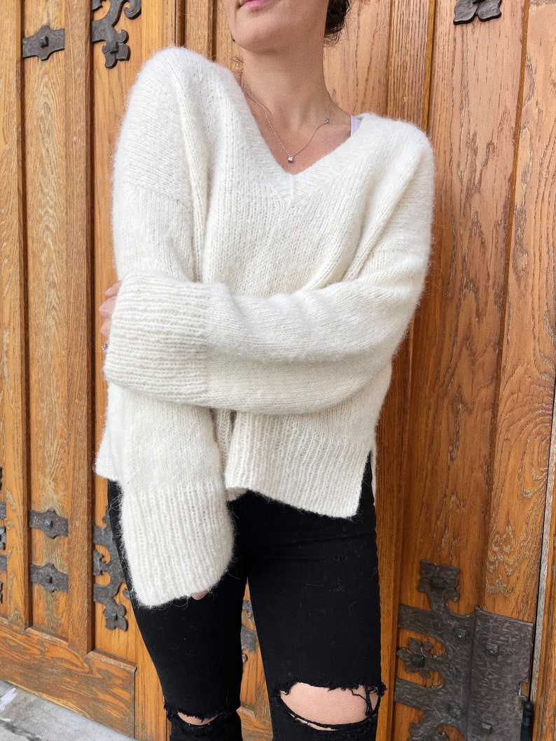 Knitting Pattern Home Sweater V Neck Top Down Knitting Pattern image 3