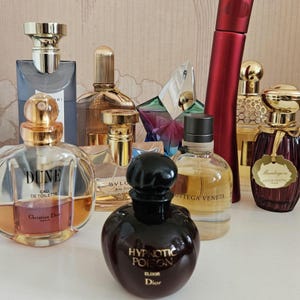 Vintage Perfume Try-Me Flacon  rare and discontinued 2 ml