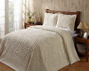 Luxurious Oversize Chenille Bedspread - All Season Medallion Tufted Stitched Vibrant Tropical 100% Cotton Soft Lightweight Farmhouse Bedding