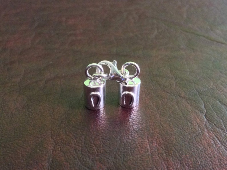 EC998821 Sterling silver round double end cap 5 mm plain finished with horse shoe lobster clasp