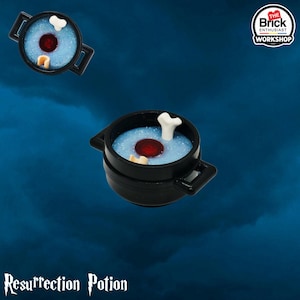 Puede incluir: Caldero negro lleno de líquido azul, un círculo rojo y piezas con forma de hueso. El texto "Resurrection Potion" está en la parte inferior. El logotipo de The Brick Enthusiast Workshop está en la esquina superior derecha.