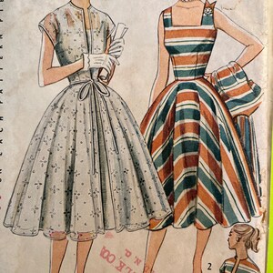 1952 Junior Misses Einteiler Kleid und Redingote (Jacke) - Simplicity Pattern 3897 - Size 13