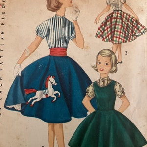 1956 Mädchen-Pullover, -Bluse, -Rock mit Pferdemotiv - Rapport 1741 - Gr. 8 - CC