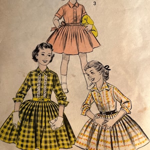1950s Girls Shirtwaist Dress - Advance Pattern 8023 - Size 10