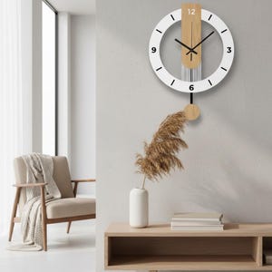 Moderne houten wandklok | Stille slinger, Scandinavisch minimalistisch interieuraccent