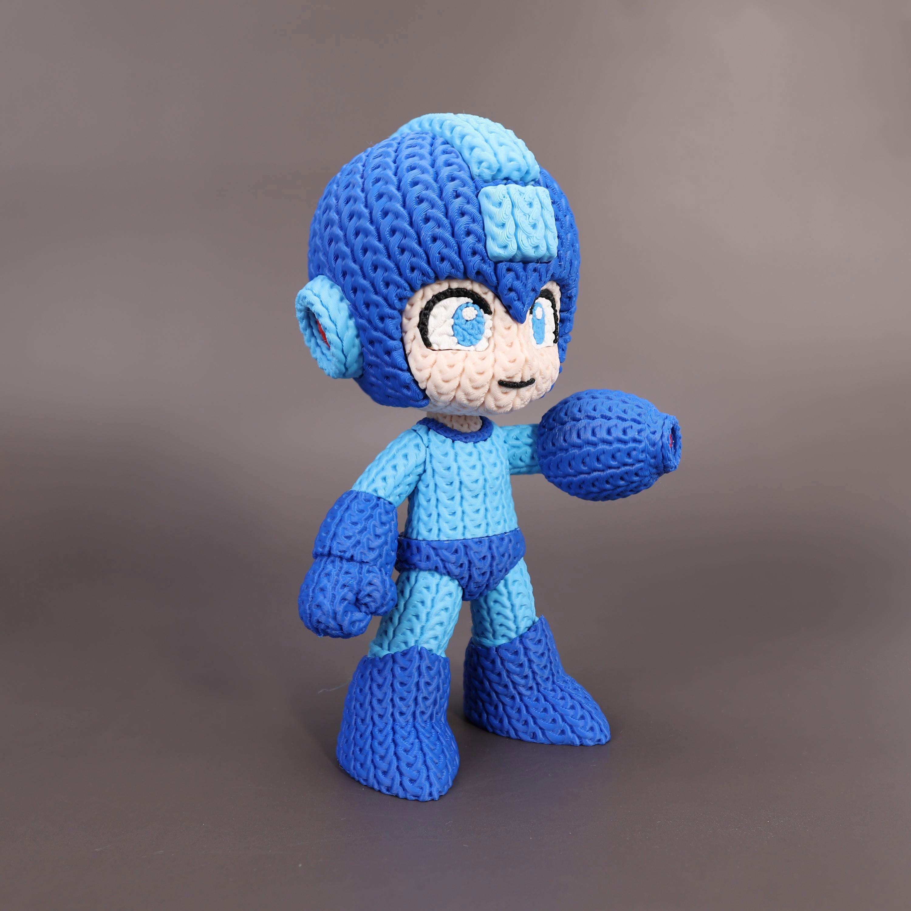 Blue Armored Robot 3D Printed Figure | Crochet-Style Sci Fi Collectible | Shelf Collectible | Sci Fi Gift — photo 1 of 8