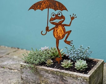 Funny Frog Garden Stake, Rustic Metal Frog with Umbrella, Frog Garden Decor, Animal Garden Stake, Outdoor Yard Ornament