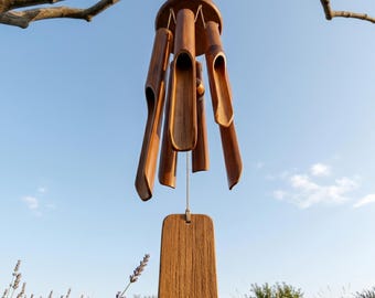 Bambusowy dzwonek wietrzny o głębokim tonie, Drewniany dzwonek wietrzny do użytku na zewnątrz, Relaksujący dźwięk dzwonka wietrznego Zen, Wisząca dekoracja ogrodowa na patio