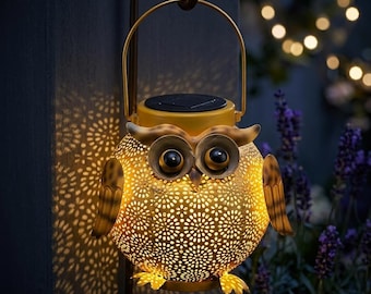 Solar Owl Hanging Lantern, Rustic Metal Owl Garden Light, Outdoor Solar Owl Decor, Waterproof LED Garden Lantern for Patio Yard