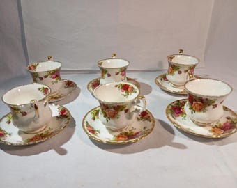 Royal Albert Old Country Roses · Set of 6 coffee cups and saucers · Bone china England · Vintage 1960s–1980s · Perfect condition