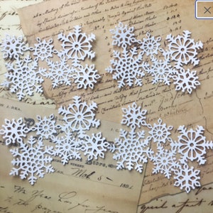 Snowflake Paper Die Cuts: Scrapbook Card Toppers (4pcs)