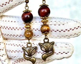 Ręcznie robione kolczyki z zawieszkami z lisa, czerwono-żółty kamień szlachetny z tygrysiego oka, biżuteria w stylu boho woodland