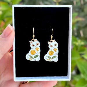 Floral Cat Dangle Earrings: Boho Hippie Style Jewelry