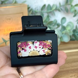 Floral Hair Clip | Small Claw Clip | Real Flowers Hair Clip | Trendy Hair Accessories | Black Claw Clip