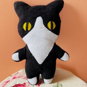 Fleece black & white stuffed cat - 11 inch tall (Included one big cat)