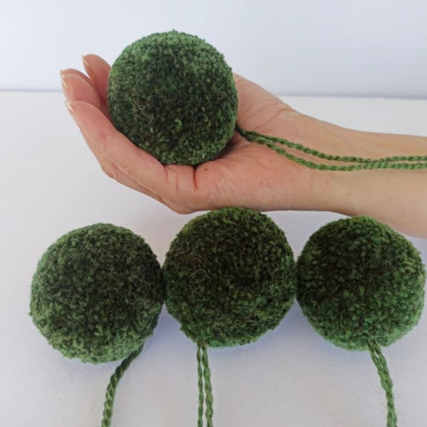 4 pcs 4cm/5cm/6cm/ 2 pcs 8cm/10cm dark green pom poms, Large Handmade yarn pompoms