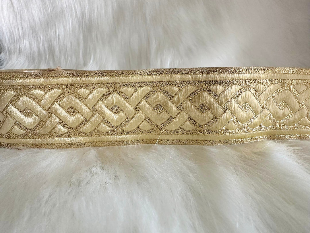 White Label with Gold Ribbon PNG Image\u200b | Gallery Yopriceville -  High-Quality Free Images and Transparent PNG Clipart, image size:1080x810