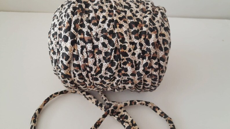 5/10 meters Leopard Patterned trapilho for basket crochet, Trapillo yarn for jewelry making, T-shirt yarn for rug knitting image 1