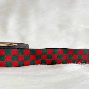 Wstążka w szachownicę 30 mm - 1,18&quot; cięta na wymiar, wstążka żakardowa w kolorze czerwonym i zielonym, lamówka do szycia w formie woalu, haftowana lamówka