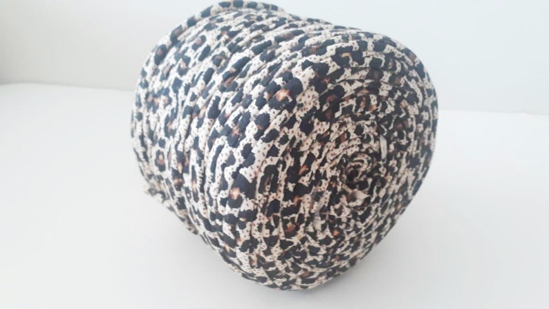 5/10 meters Leopard Patterned trapilho for basket crochet, Trapillo yarn for jewelry making, T-shirt yarn for rug knitting image 4
