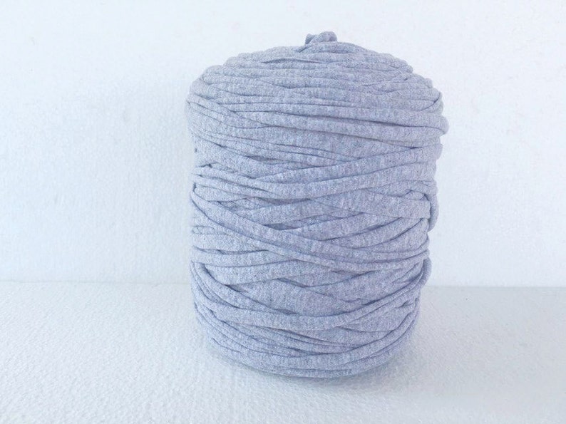 5.5/11 yards Light gray colors Tshirt Yarn for pouf making, Trapillo yarn for home decor image 1