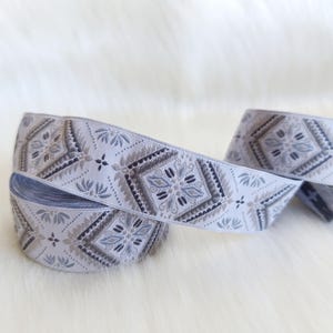 35 mm-1.25 inches Jacquard trims, Decorative Craft Ribbon, Sewing trim, woven trim, embroidered ribbon