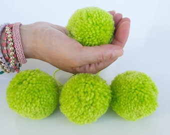 4 pcs 4cm/5cm/6cm/ 2 pcs 8cm/10cm Pom poms yarn, Large pom poms, Pistachio green pompoms