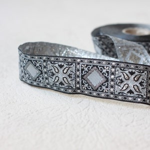 35 mm - 1.25" geometric patterns woven, diamond pattern trim, metalic silver ribbon, oriental jacquard trim by the yard