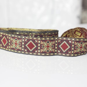 35 mm - 1.25&quot; geometric diamond woven, metalic gold and burgundy ribbon, oriental  jacquard trim by the yard
