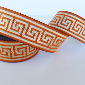 Ruban jacquard à clés grecques de 35 mm - 1,25 po., Bordure jacquard orange et or, Bordure décorative