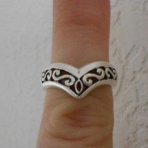 Vintage sterling silver chevron ring. Ring enhancer, ring wrap. Stackable anniversary ring. Size six and a half. image 3