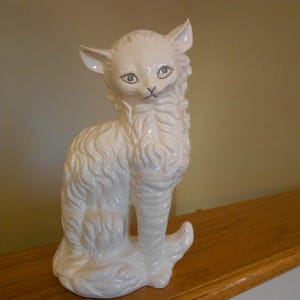 Vintage Japan cat figurine.  White cat statue, collectible.