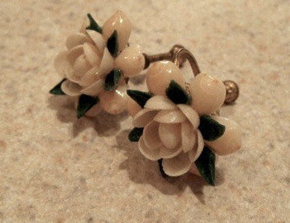 Vintage shell earrings.  Screw back.  Floral, ant… - image 2