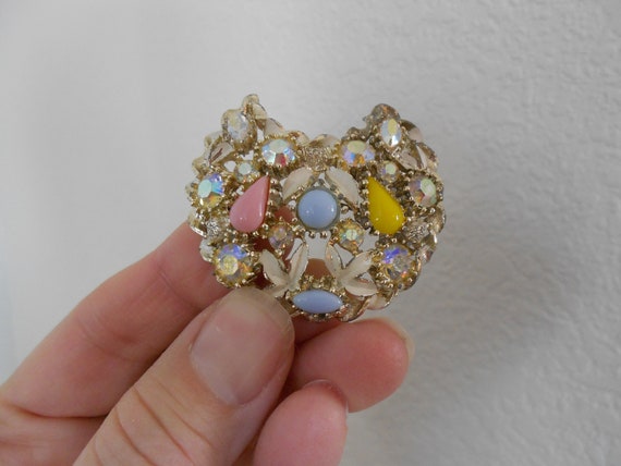 Vintage crescent moon aurora borealis brooch.  Mi… - image 4