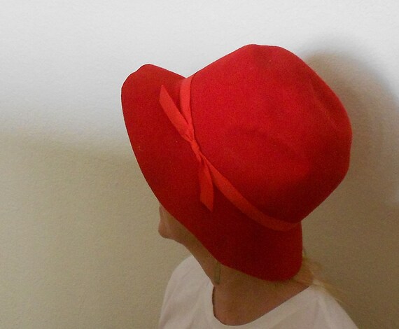 Vintage ladies wool felt hats Effanem.  Made in U… - image 2