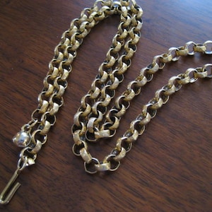 Vintage gold chunky mens chain.  19&quot; long.  Unisex jewelry.  Necklace.