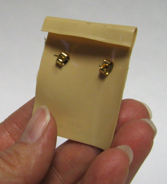 Vintage 14k gold filled pearl earrings.  Pierced. - image 2